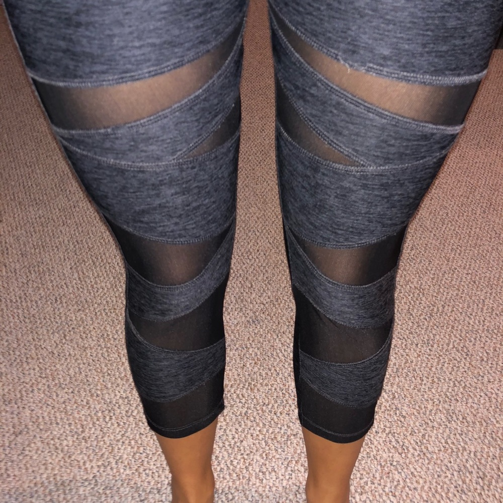 VOGO Athletica Crop Leggings